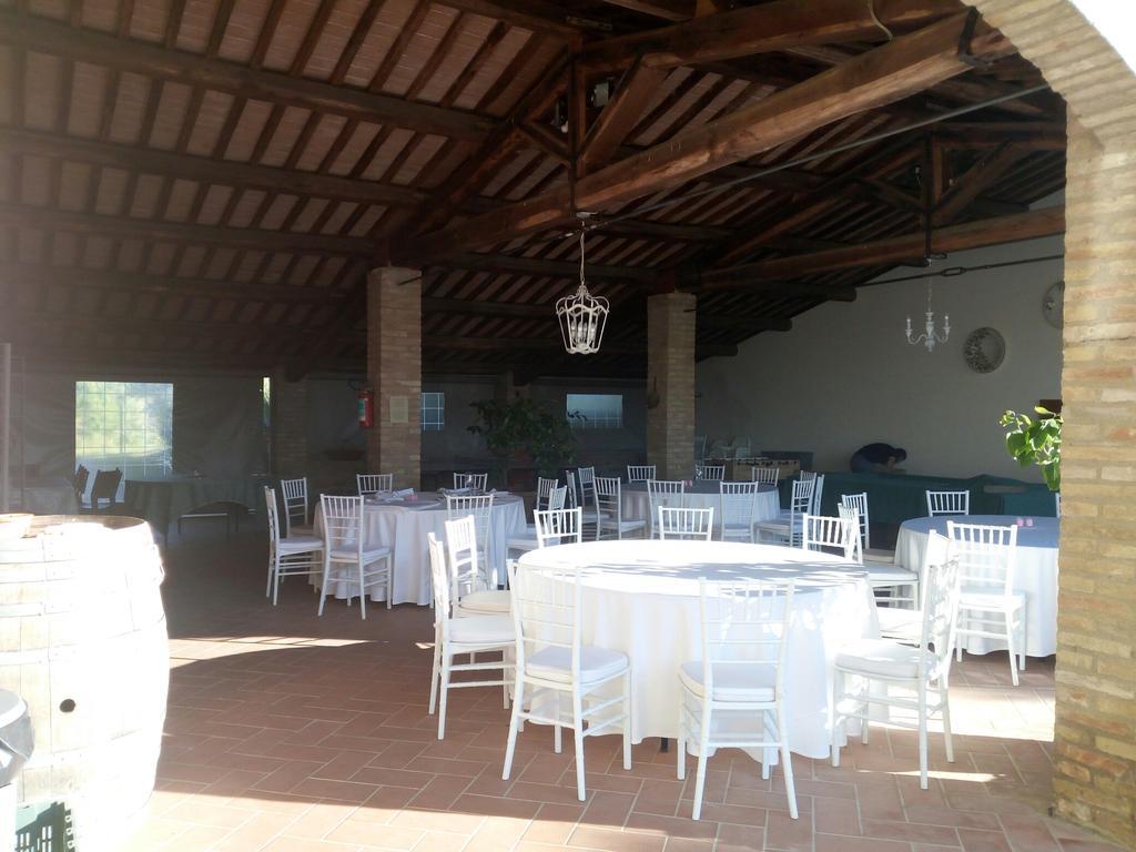 Podere Schioppello Casale Con Appartamenti Privati Cibottola Exterior photo