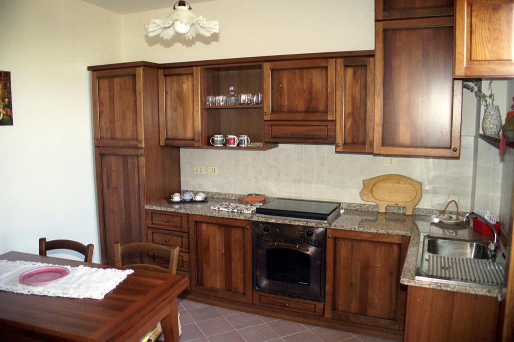 Podere Schioppello Casale Con Appartamenti Privati Cibottola Exterior photo